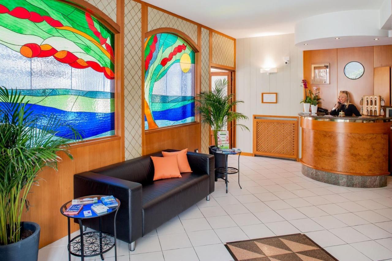 Hotel Gilda Laigueglia Esterno foto