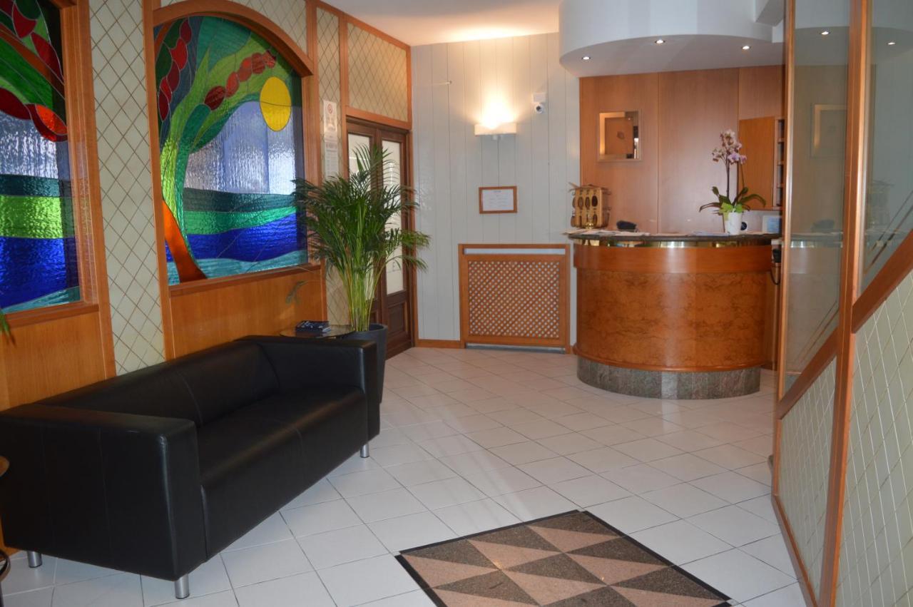 Hotel Gilda Laigueglia Esterno foto
